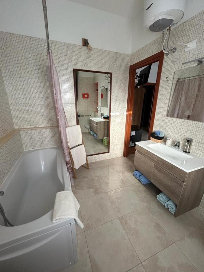 Triangolo Delle Bermuda B&B Termoli Exterior foto